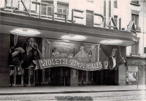 Ancienne façade du cinéma Pathé Palace (bellcour) à Lyon