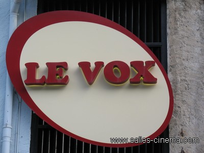 Enseigne du cinéma le Vox à Chamonix, en Haute-Savoie
