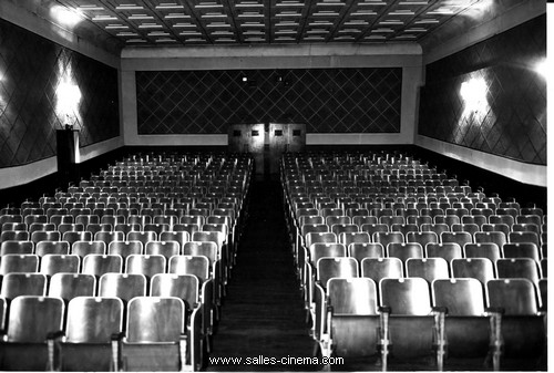 Cinéma Le Rex à Marans - www.salles-cinema.com